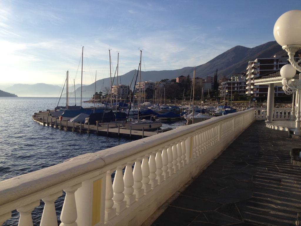 Holiday Hotel Yachtsport Resort Lago Maggiore 브리사고 외부 사진