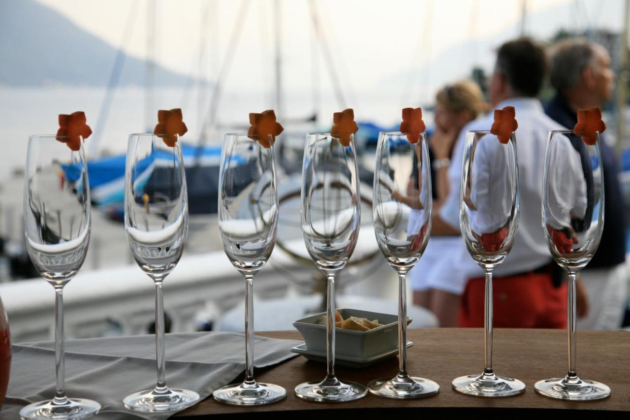 Holiday Hotel Yachtsport Resort Lago Maggiore 브리사고 외부 사진