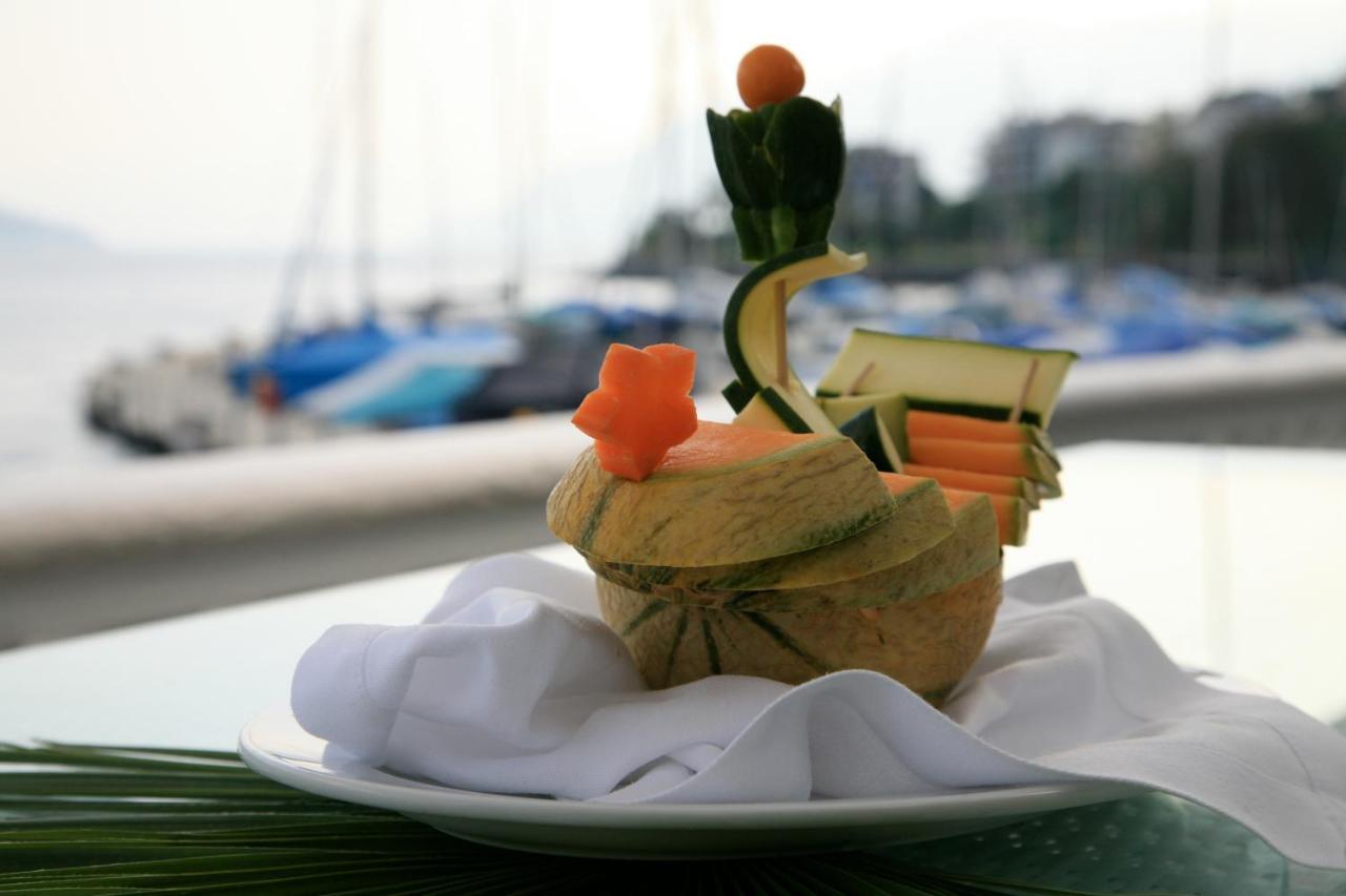 Holiday Hotel Yachtsport Resort Lago Maggiore 브리사고 외부 사진